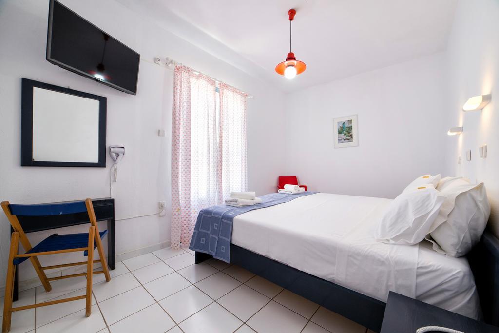 Fivos Apartments Alikí Esterno foto